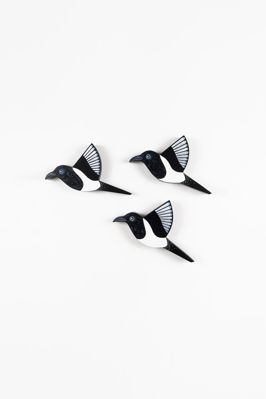 Magpie wall art, set of 3 birds, British bird wall hangings, bird lover gift.