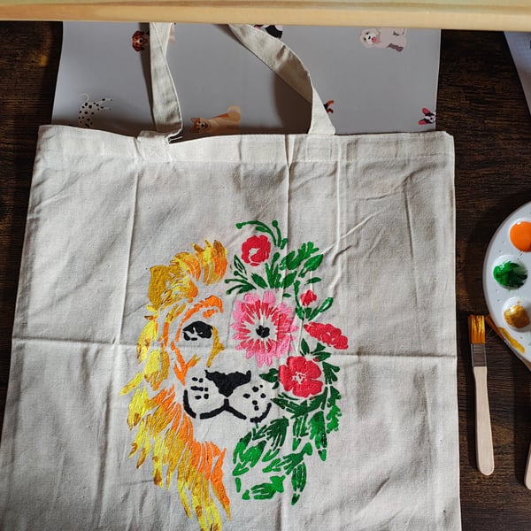 Hand painted tote bags 