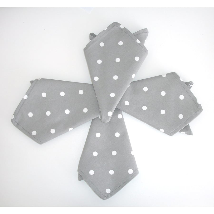 Napkins x 4 Grey and White Polka Dot 14" Set Serviettes Washable Cotton Cloths