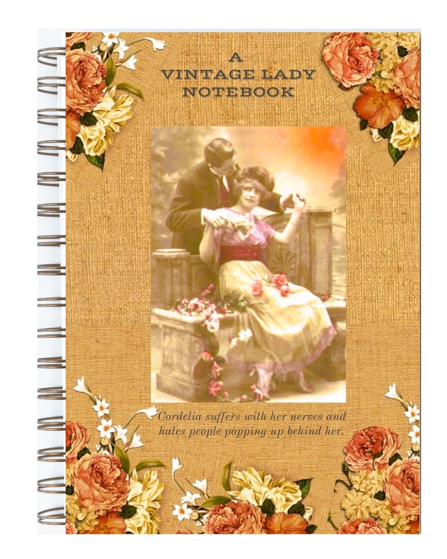 LUXURY NOTEBOOK Vintage Style, A5, Spiralbound Flat-Lie for Writing or Sketching