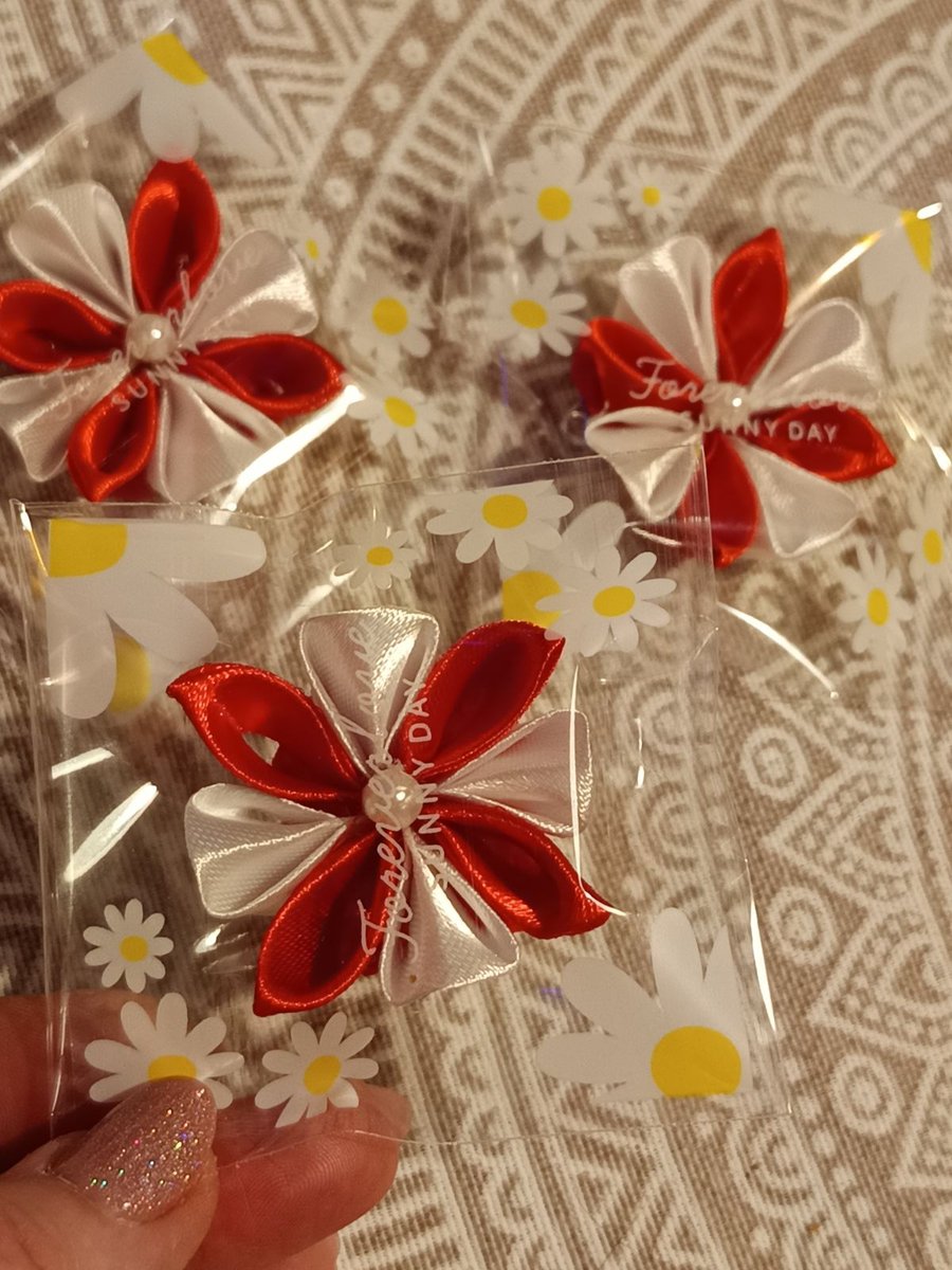 English patriotic rosette