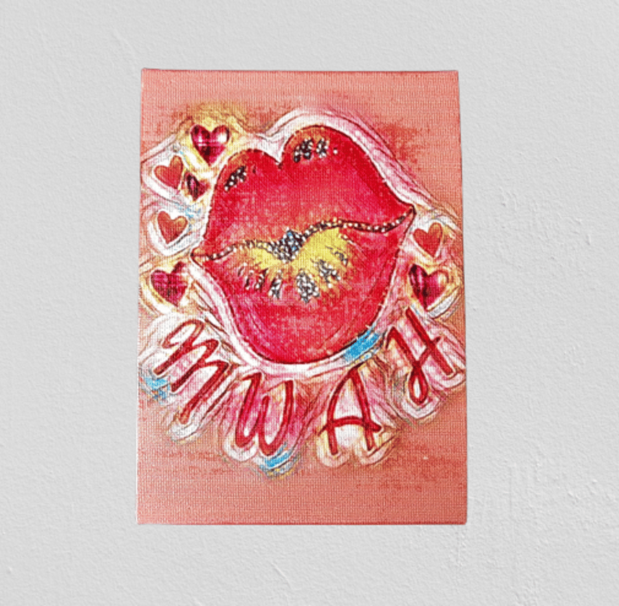 Mwah Kiss Grunge style printed canvas  7x5 inches 