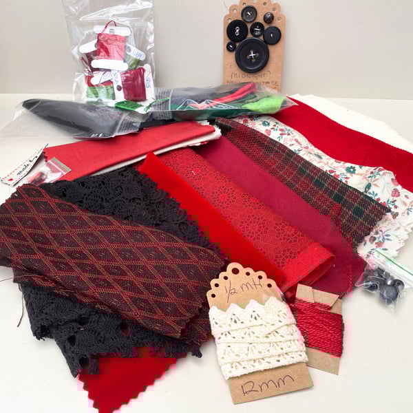 Mindful slow stitched kit ref 03, fabric, trims, buttons, lace pack