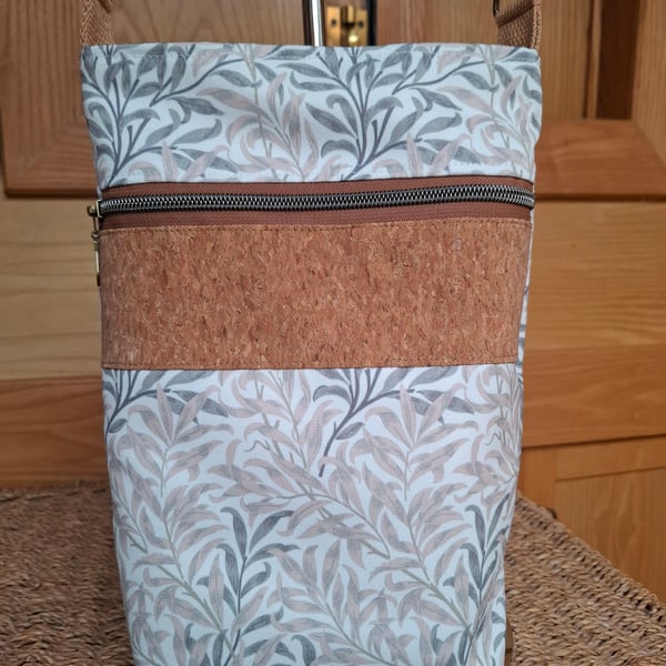 'Willow' and cork bag