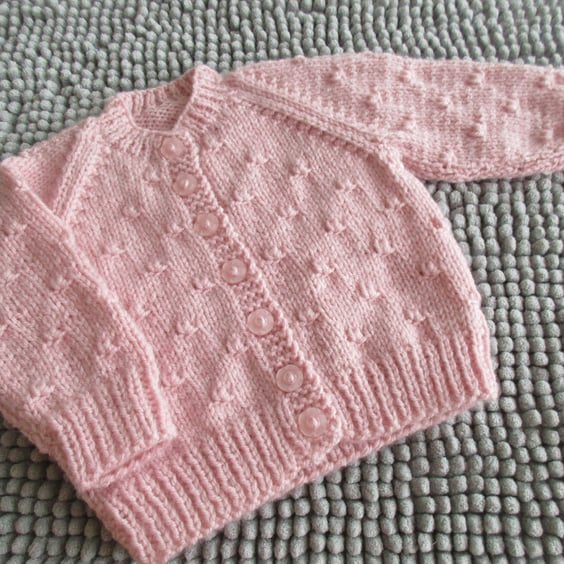 16" Round Neck Baby Knots Patterned Cardigan