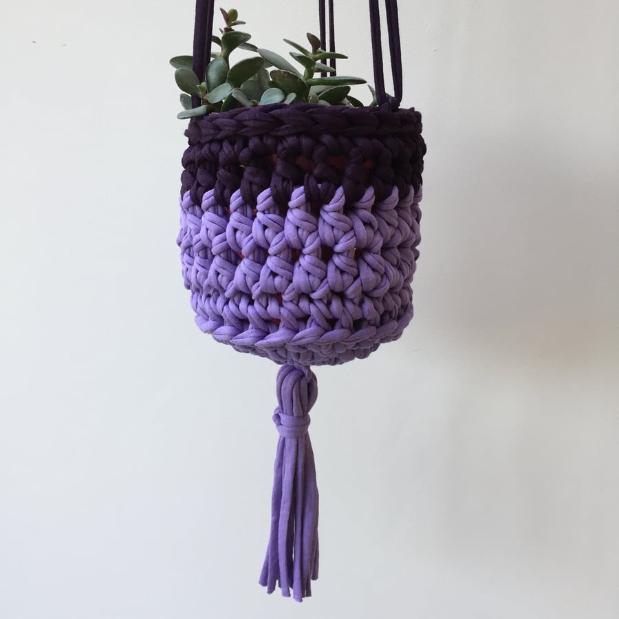 Crochet hanging planter - purple - free UK shipping