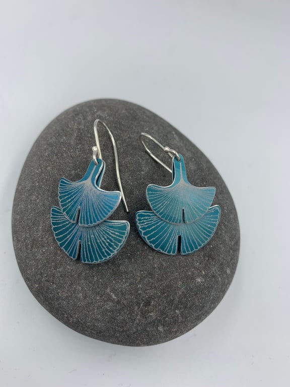 Double ginkgo leaf aluminium earrings in teal