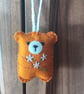 Hanging decoration bear wool felt 