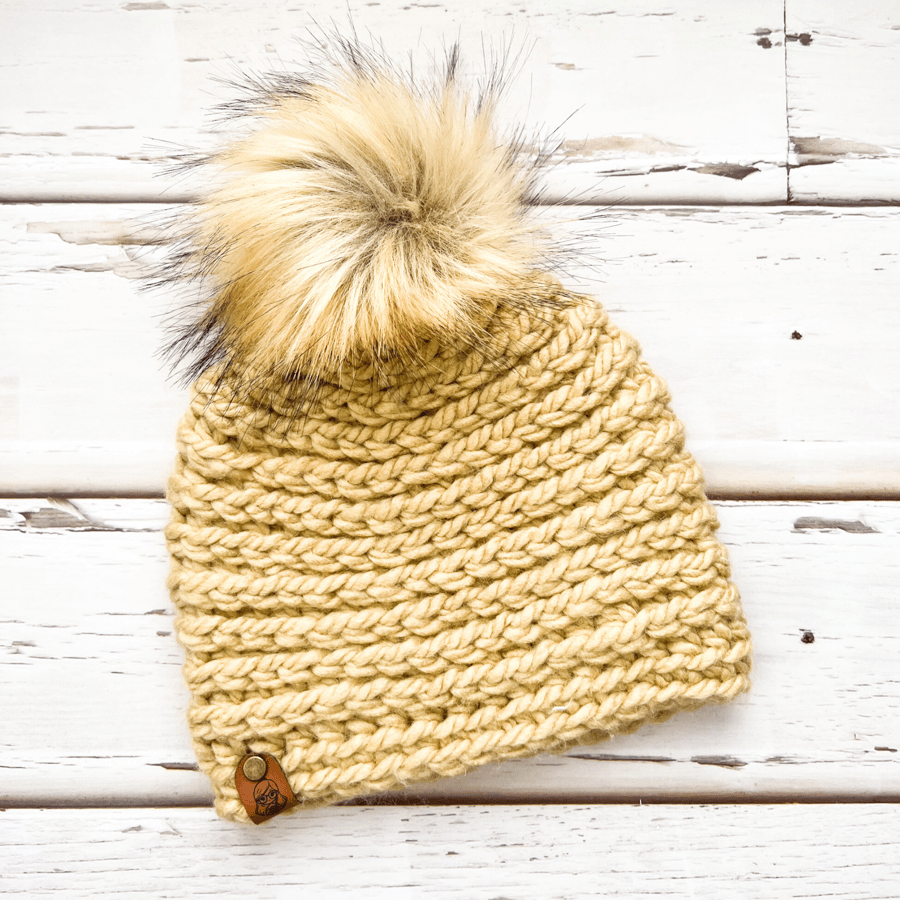 Lizzie Beanie - Classic Colours - Ladies One Size