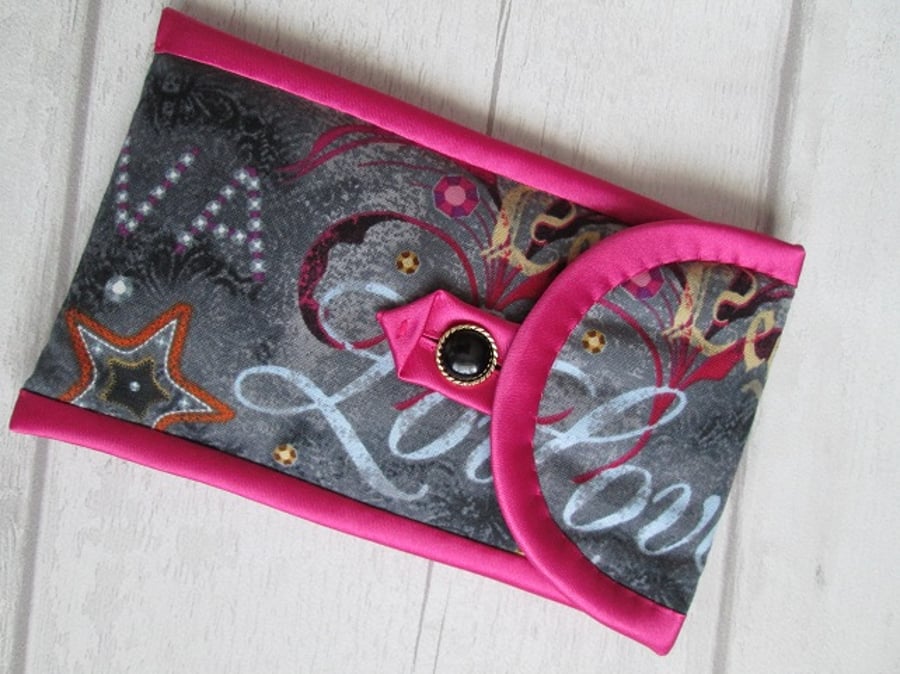 Diva Glasses or Phone Case