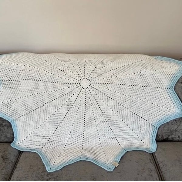White and blue crocheted baby blanket, star shape, baby boy gift, new baby gift