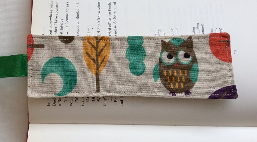 Fabric bookmark, owl with tree