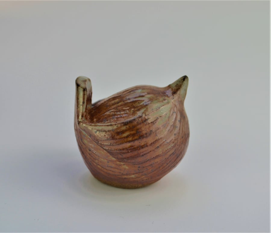 Speckled brown wood fired wren 