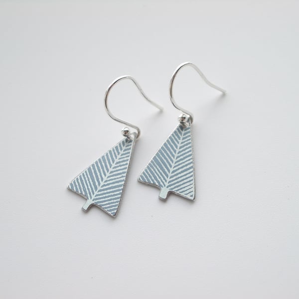 Christmas tree earrings in grey and silver