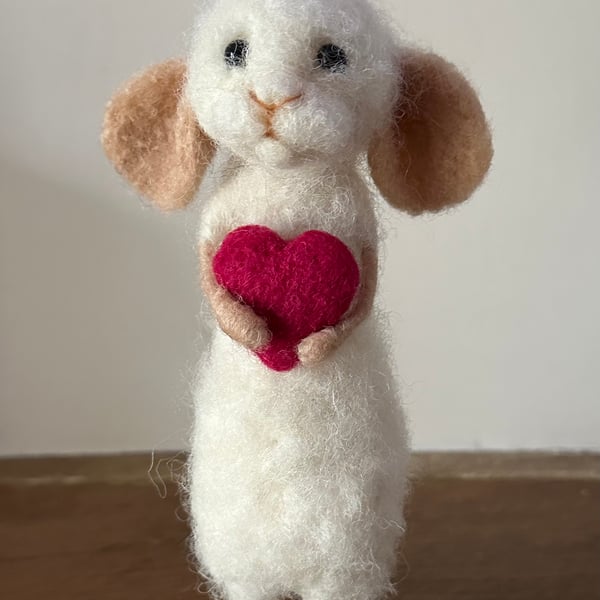 Mouse with Heart