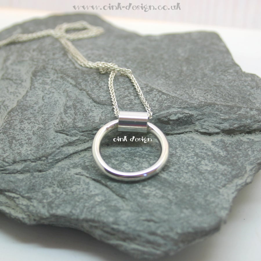 Sterling Silver circle and tube necklace