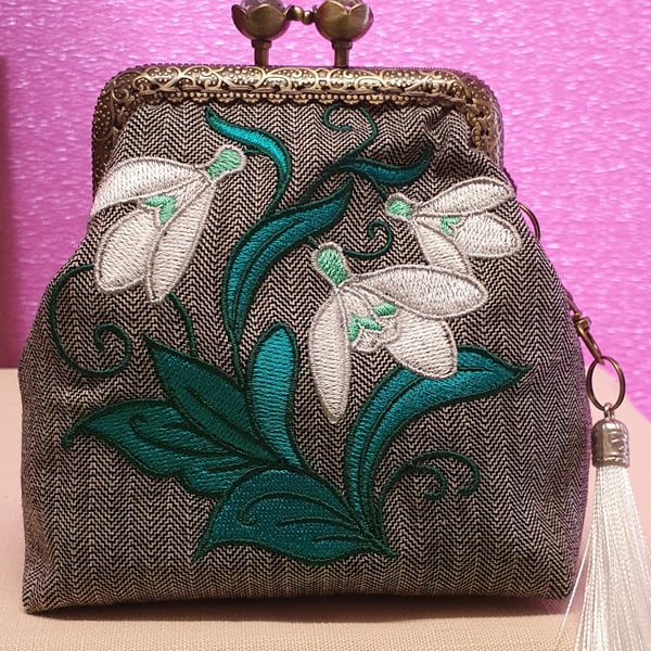 Whimsical snowdrops design purse