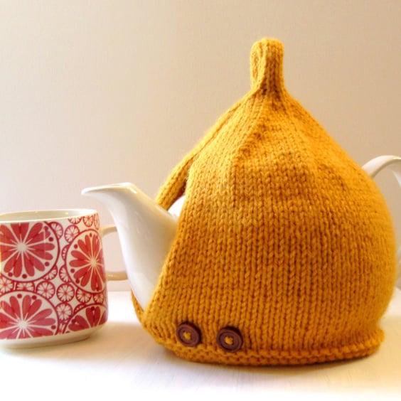 Tea Cosy in Mustard Aran Wool