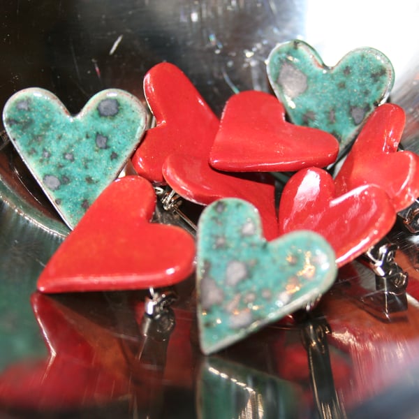 Handmade small ceramic valentine heart brooch, several different design & colour