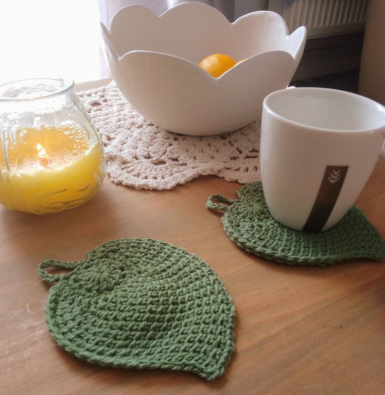 Set of 4 Tunisian Crochet Leaf Coasters 