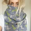 Dino scarf