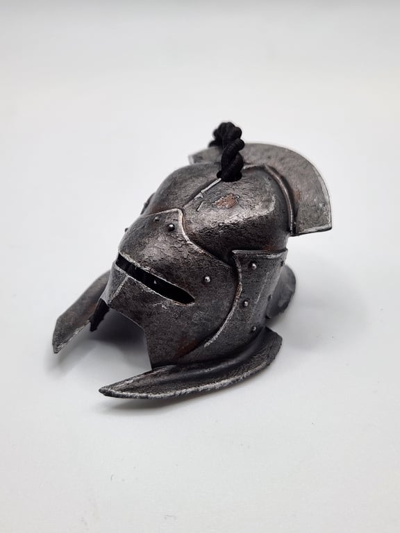 3D Printed Uruk Hai Helmet Rear View Mirror Charm Hand-Painted Car Interior Deco