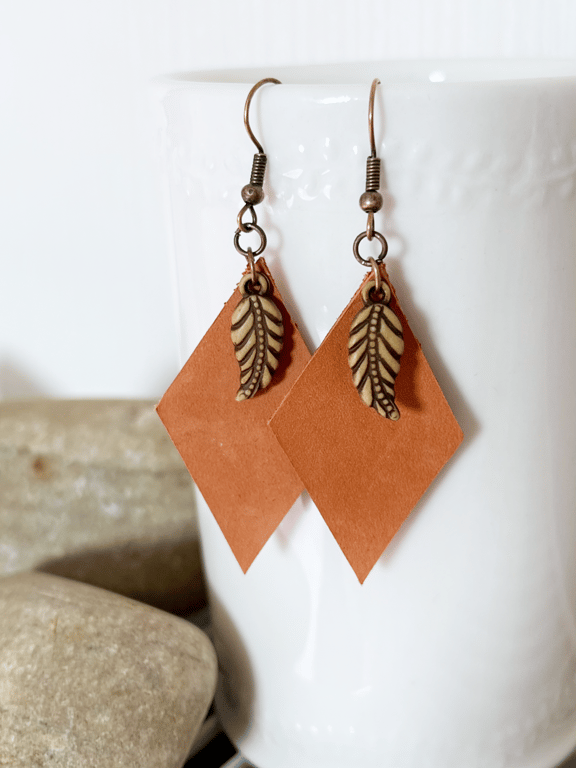 Orange Drops earrings made with Leather and Leaf charm