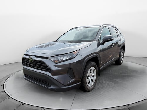 Toyota Rav4 LE 2021