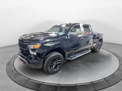 Chevrolet Silverado 1500 Custom Trail Boss 2024