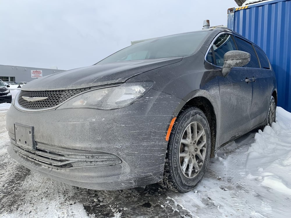 Chrysler Pacifica 2019 used for sale (2756)