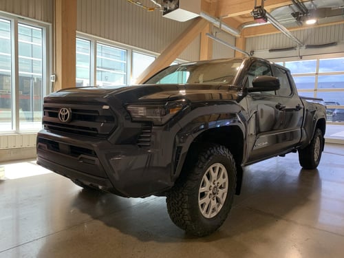 Toyota Tacoma SR5 2024