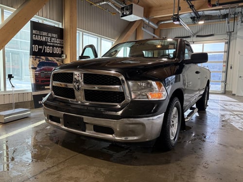 RAM 1500 ST ST 2015