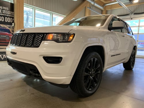 Jeep Grand Cherokee Altitude 2021