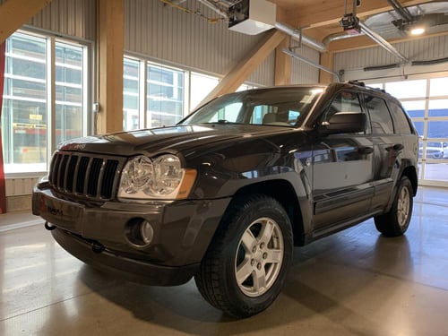 Jeep Grand Cherokee Laredo 2005