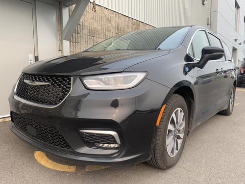 Chrysler Pacifica Hybrid Touring L 2023