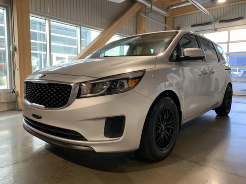 Kia Sedona LX 2015
