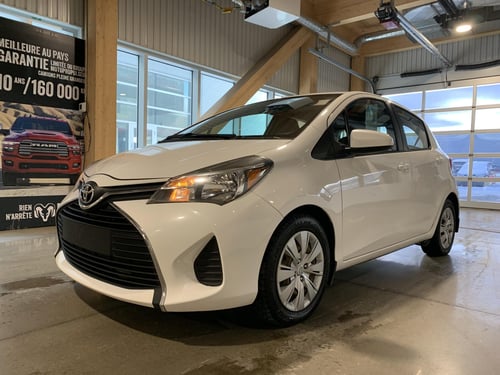 Toyota Yaris SE 2015
