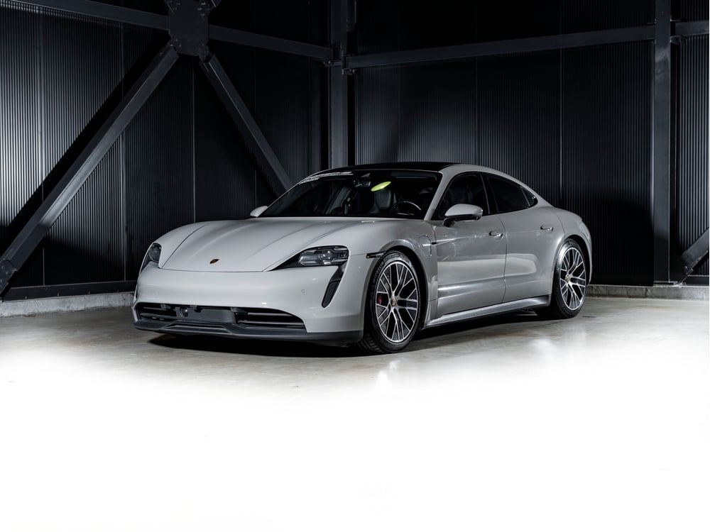Porsche Taycan 2021 used for sale (P2554)