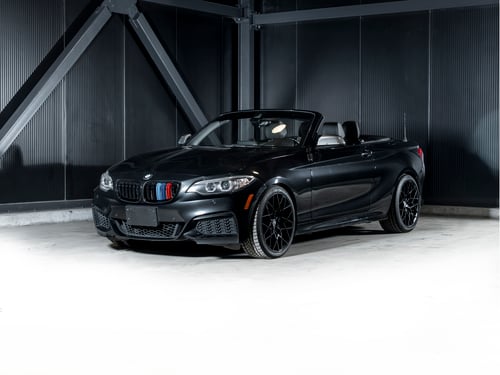 BMW 2 Series 2017 BMW M240i xDrive Cabriolet 2017