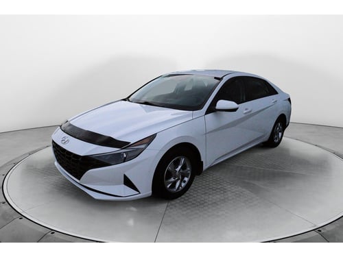 Hyundai Elantra Essential 2022