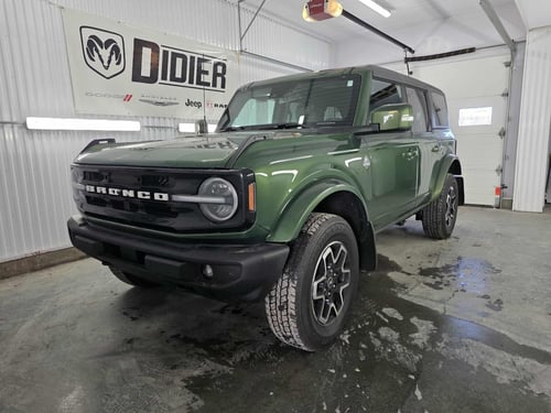 Ford Bronco Base/Big Bend/Blac Outer Banks 2023