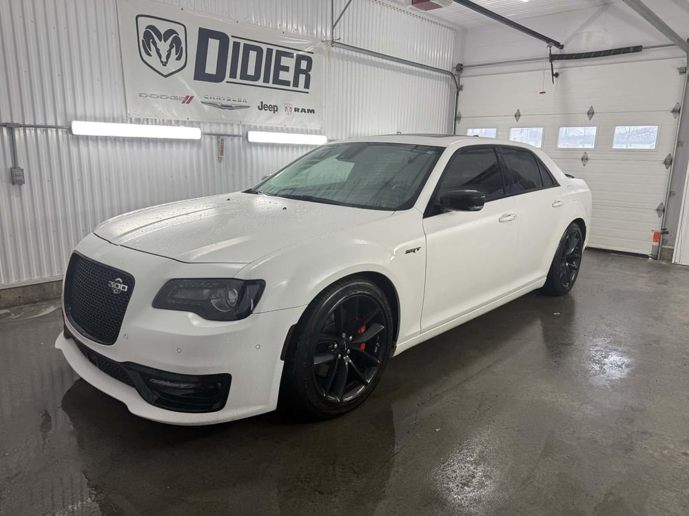 Chrysler 300C 2023 usagé à vendre (U1788)