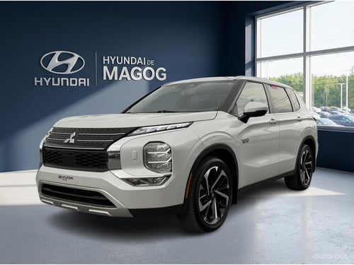 Mitsubishi Outlander SEL PHEV 2024