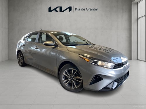 Kia Forte5 EX 2022