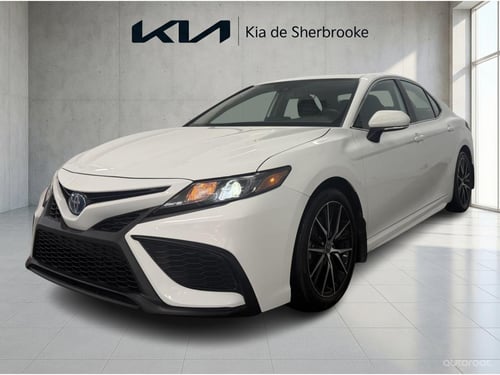 Toyota Camry SE Upgrade Hyb 2024