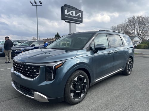 Kia Carnival EX 2025