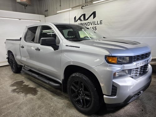 Chevrolet Silverado 1500 LTD Custom 2022