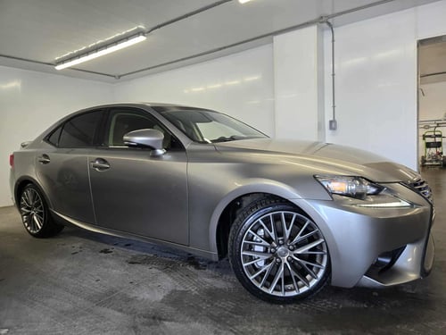 Lexus IS-Series 300 2016