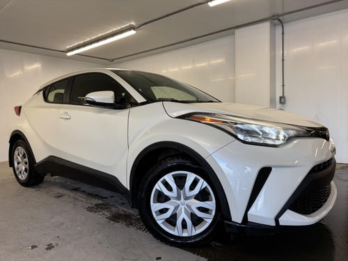 Toyota C-HR LE 2021