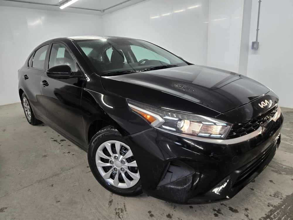Kia Forte 2023 usagé à vendre (KIM00735)
